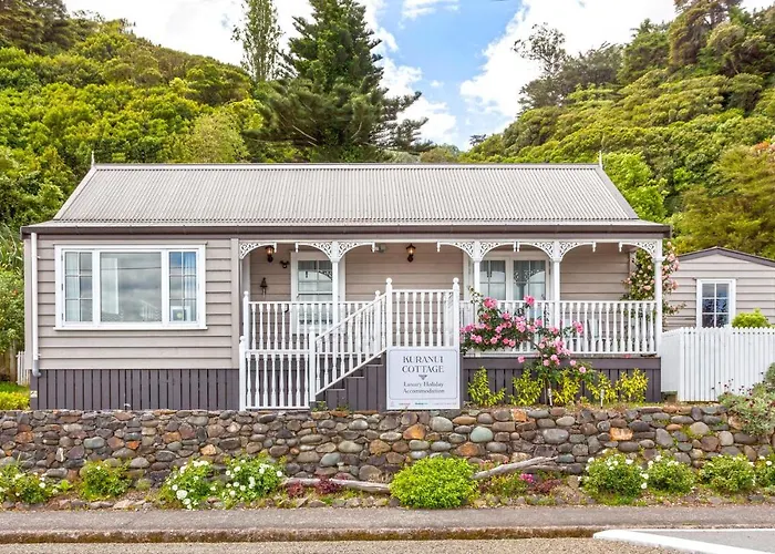 Kuranui Cottage